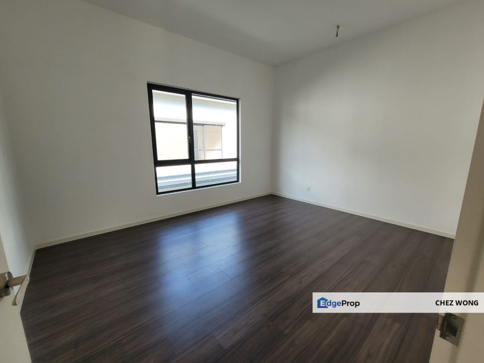 Freesia Residence: Spacious 2 Storey Park Villa with 48 x 80 Land Size Size For Sale in Tropicana Aman, Selangor, Telok Panglima Garang