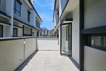 Freesia Residences @ Tropicana Aman