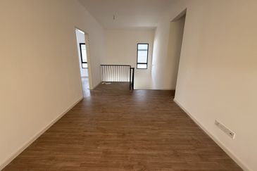 Freesia Residences @ Tropicana Aman