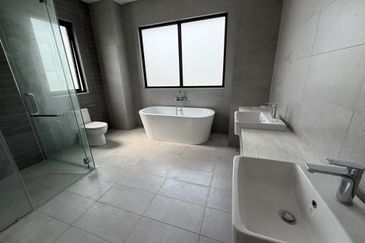 Freesia Residences @ Tropicana Aman