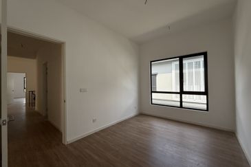 Freesia Residences @ Tropicana Aman