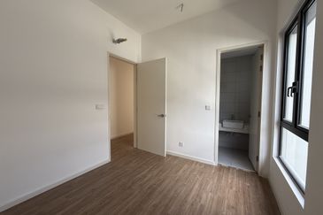 Freesia Residences @ Tropicana Aman