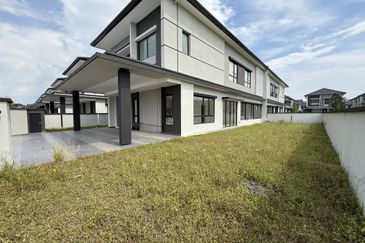 Freesia Residences @ Tropicana Aman