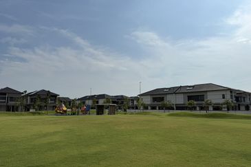 Freesia Residences @ Tropicana Aman