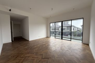 Freesia Residences @ Tropicana Aman