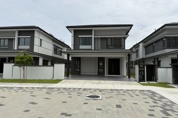 Freesia Residences @ Tropicana Aman