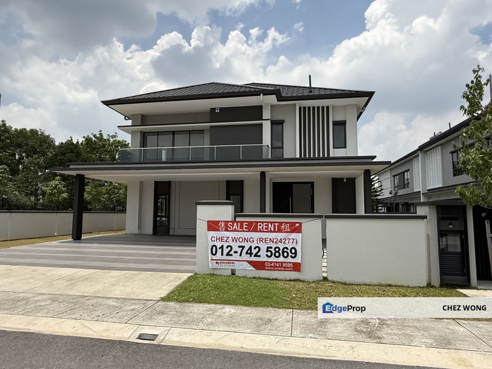 Motivated Seller: Beautiful Bungalow for Sale at Freesia Residence in Tropicana Aman , Selangor, Telok Panglima Garang