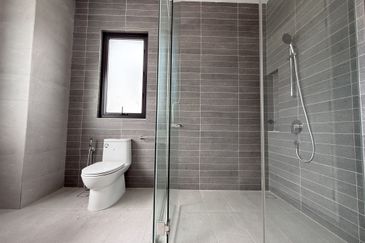 Freesia Residences @ Tropicana Aman