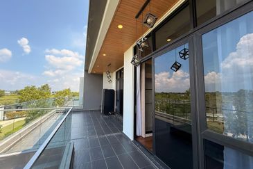 Grandezza @ Eco Sanctuary