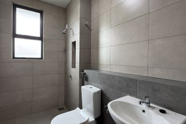 Robin @ Bandar Rimbayu