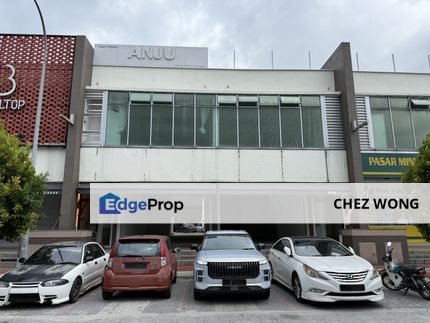 Two Adjoining Unit 1st-Floor Shop/Office at Jalan TPK Park, Puchong., Selangor, Puchong