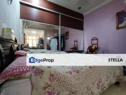 1.5 storey freehold gated guarded house for sale , Selangor, Kelana Jaya