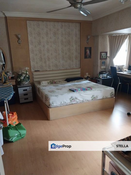 Freehold renovated Condo for sale in PJ , Selangor, Petaling Jaya