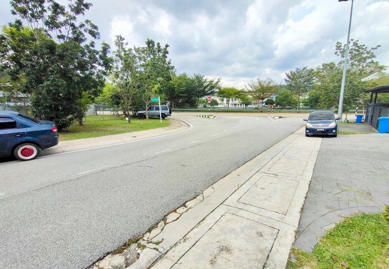 ❗️Facing open, fully renovated and extended, partialy furnished 2.5 storey house for sale in Sunway Alam Suria❗️