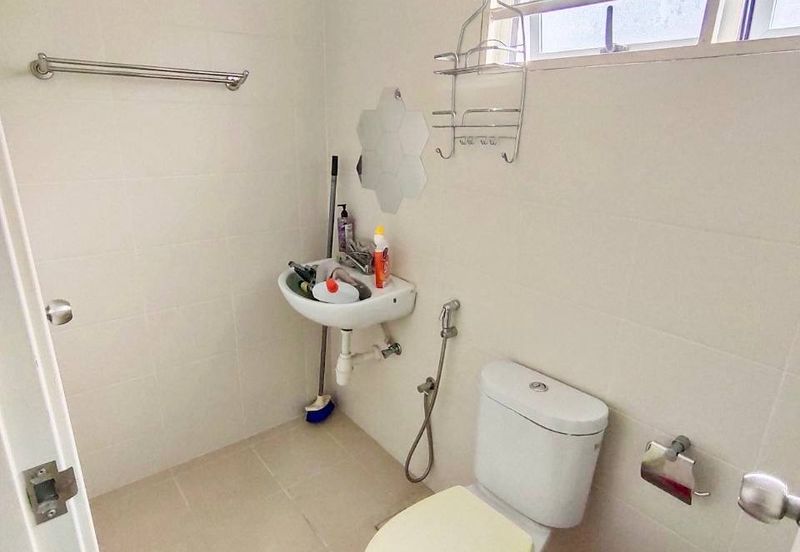 ❗️Facing open, fully renovated and extended, partialy furnished 2.5 storey house for sale in Sunway Alam Suria❗️