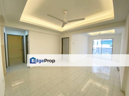 LOWER FLOOR AND RENOVATED APARTMENT SRI RIA KAJANG nFOR SALE, Selangor, Kajang
