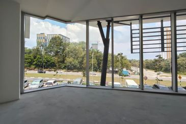 Retail Shop - Level 1, Mirai Residence Kajang For Rent