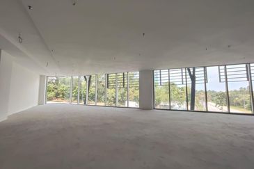 Retail Shop - Level 1, Mirai Residence Kajang For Rent