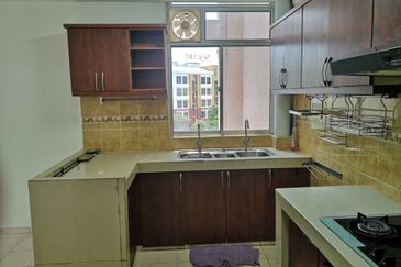 Bayu Puteri Apartment