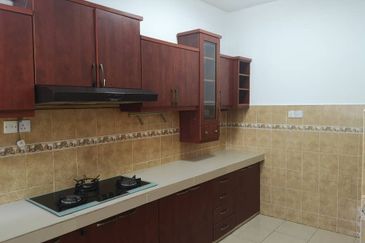 Bayu Puteri Apartment