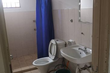 Bayu Puteri Apartment