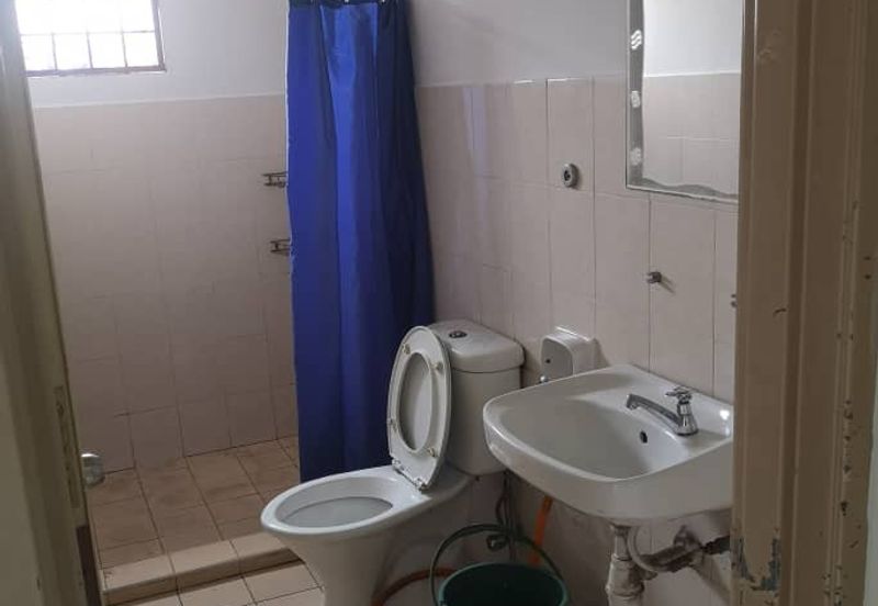 Bayu Puteri Apartment