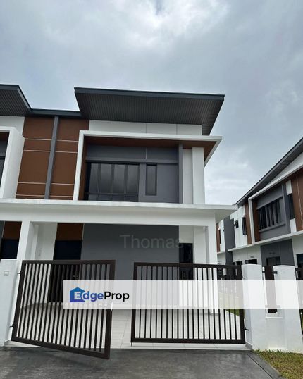 Brand new Green Pines Bandar Bestari Klang , Selangor, Klang