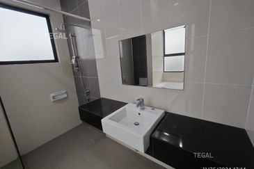 Setia Alam Setia Utama 1