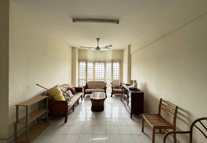 Dwi Mahkota Condominium