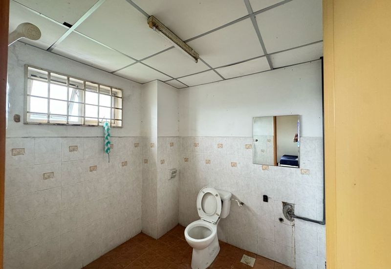 Dwi Mahkota Condominium