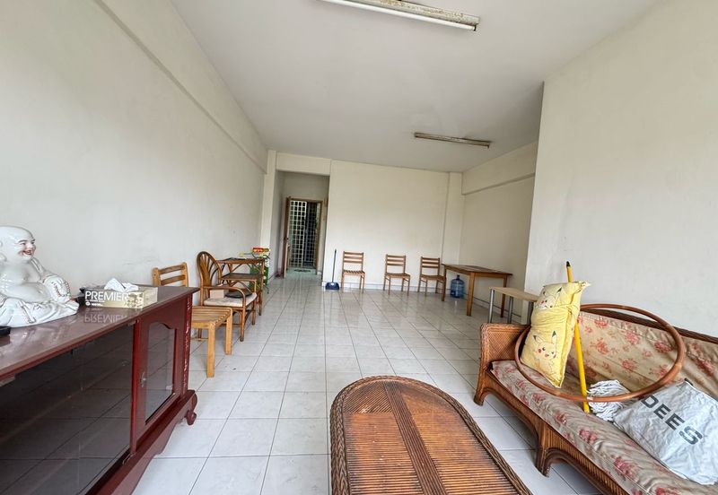 Dwi Mahkota Condominium