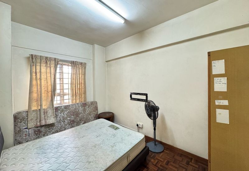 Dwi Mahkota Condominium