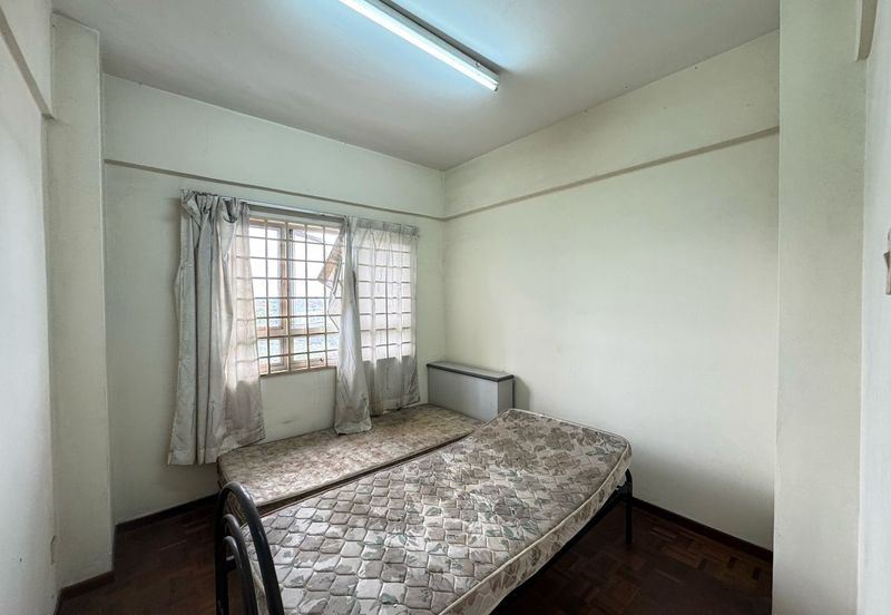 Dwi Mahkota Condominium