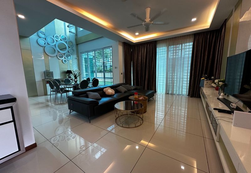 Isola Villa @ Senibong Cove