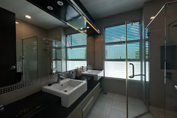 Isola Villa @ Senibong Cove