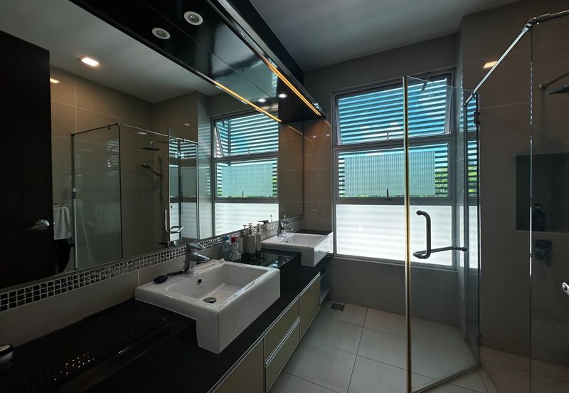 Isola Villa @ Senibong Cove