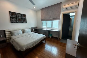 Isola Villa @ Senibong Cove