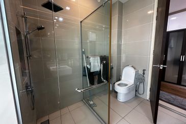 Isola Villa @ Senibong Cove