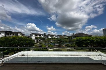 Isola Villa @ Senibong Cove