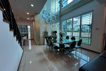 Isola Villa @ Senibong Cove