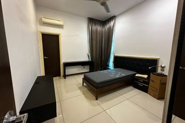 Isola Villa @ Senibong Cove