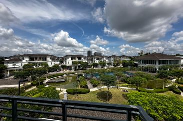 Isola Villa @ Senibong Cove