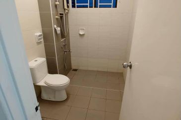 Jalan Perjiranan 11/28