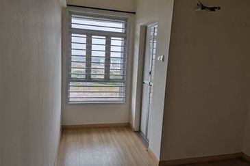 Midas Perling Apartment