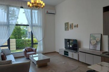 Forest City Golf Resort, Gelang Petah