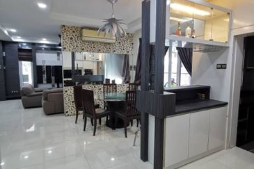 Taman Austin Heights