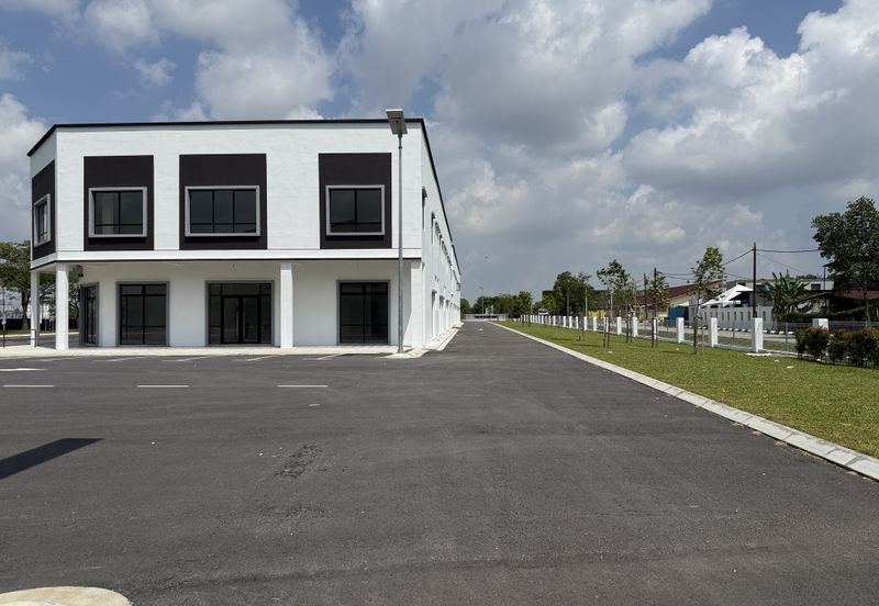 Eco Avenue 2 Eco Tropics 2Sty shop office to rent