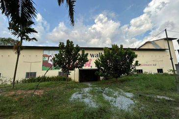 Outpost Camping Mawai, Johor for sale