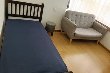 Baypoint @ Country Garden Danga Bay