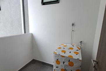 Twin Tower Residence